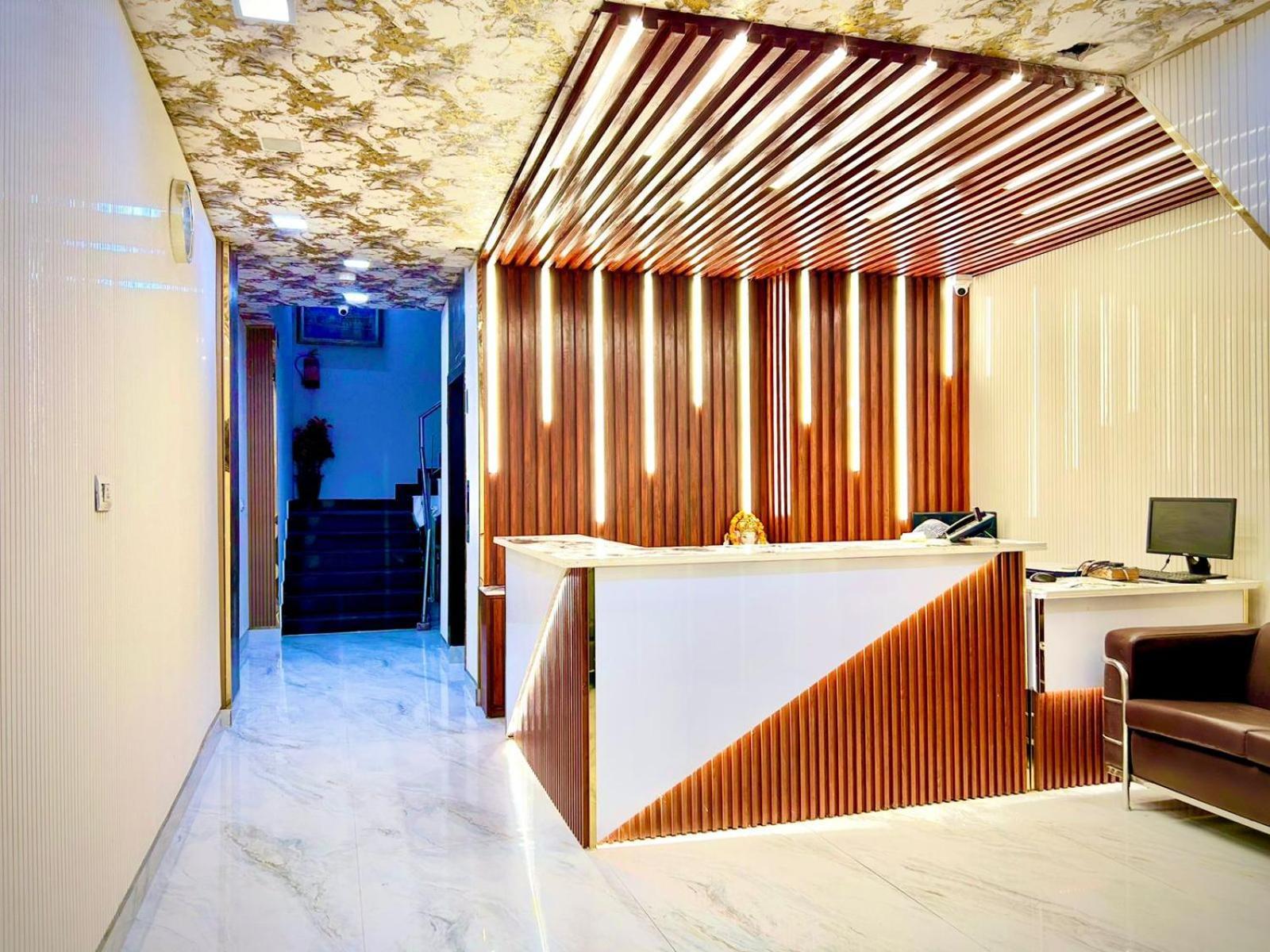 Hotel The Tomar Hospitality Nueva Delhi Exterior foto
